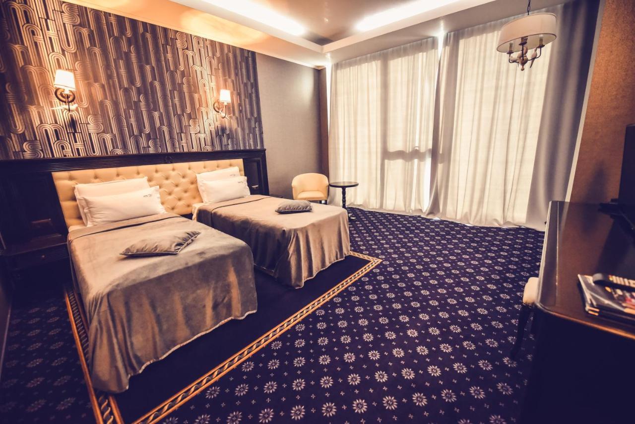 Hotel Spa Ice Resort Ghiroda Luaran gambar