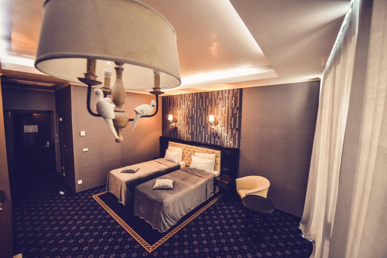 Hotel Spa Ice Resort Ghiroda Luaran gambar