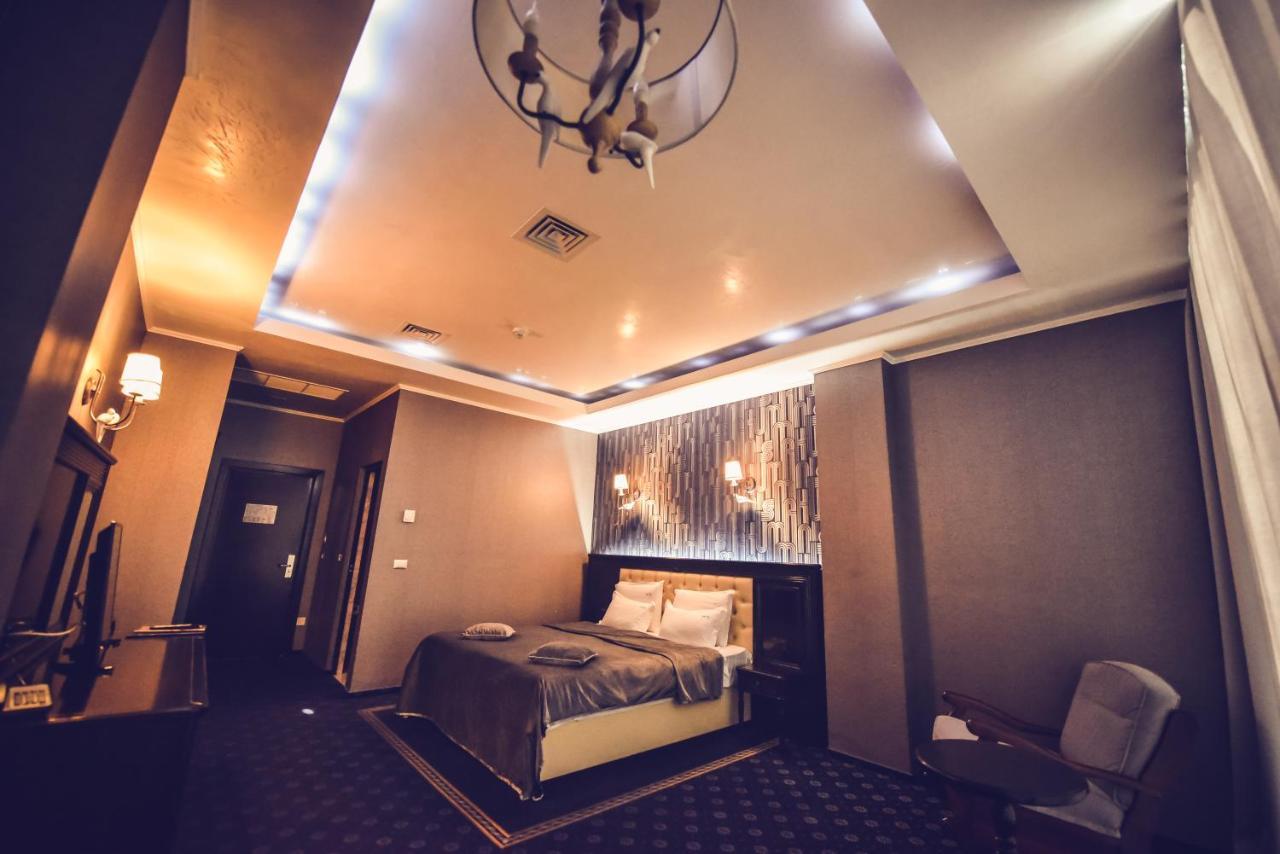 Hotel Spa Ice Resort Ghiroda Luaran gambar
